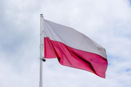С начала спецоперации на Украине более 1,7 млн беженцев прибыли в Польшу  1