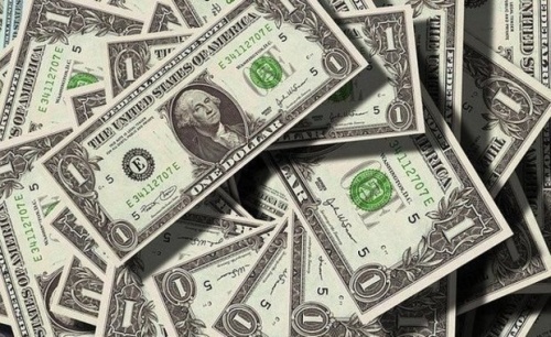 Российский рынок акций снизился на 1,7% по индексу Мосбиржи 1