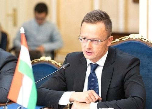 Венгрия будет платить на российские газ и нефть в рублях 1