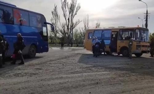 Более 27 тыс. человек эвакуированы за сутки с территорий ДНР, ЛНР и Украины1