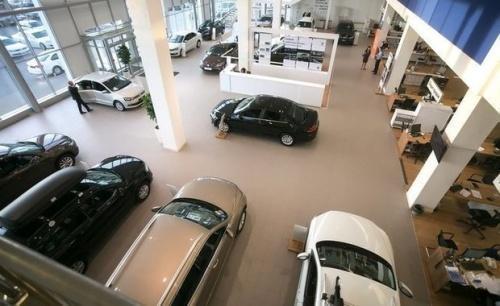 По итогам мая продажи легковых авто в Казани упали на 83%1