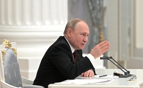 Путин примет участие в саммите БРИКС1
