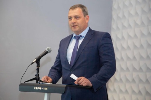 Сотрудникам «ТАИФ-НК» вручили заслуженные награды 1