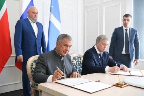 Татарстан и Ульяновская область подписали соглашение о сотрудничестве1
