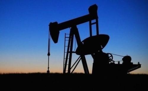 Аналитик назвал возможные причины снижения цены нефти Brent1