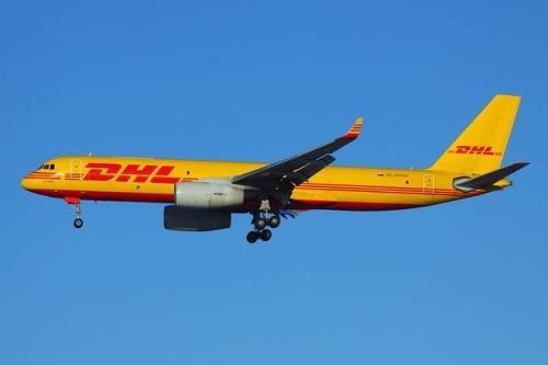 DHL Express с 1 сентября прекратит доставку грузов внутри России1