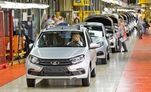 В этом году производство Lada Xray на заводе в Тольятти не возобновят1