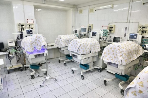 В Казани больница получила оборудование для спасения недоношенных детей1