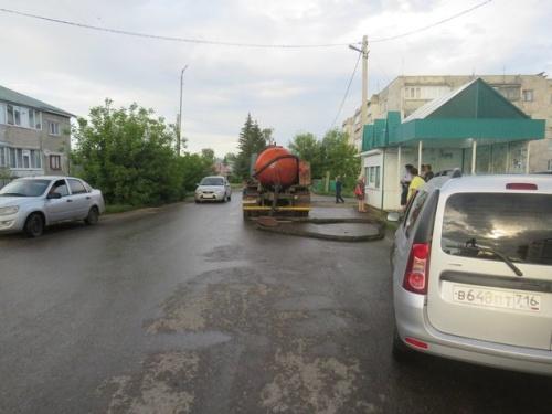  В Татарстане во время очистки канализационной трубы погиб рабочий1