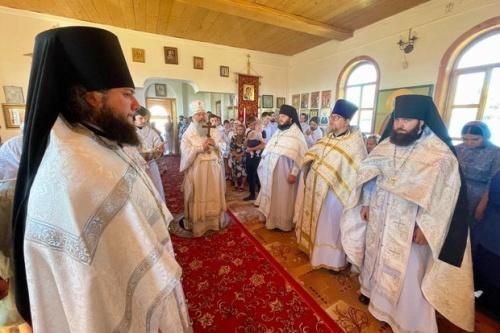 Митрополит Кирилл совершил освящение храма в Менделеевском районе РТ1