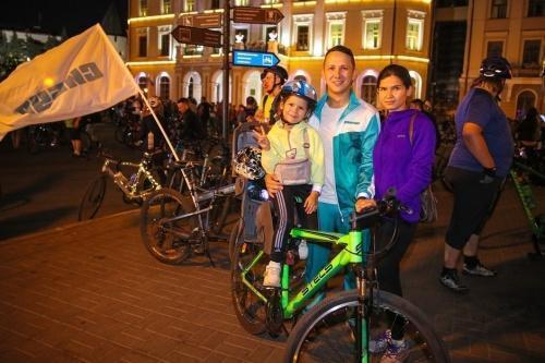 В казанском «Ночном велофесте» приняли участие более 3 тысяч человек24