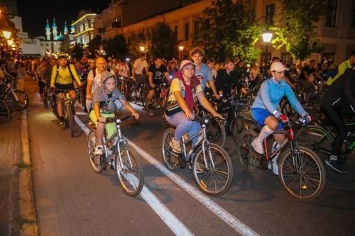 В казанском «Ночном велофесте» приняли участие более 3 тысяч человек11