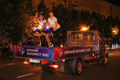 В казанском «Ночном велофесте» приняли участие более 3 тысяч человек16