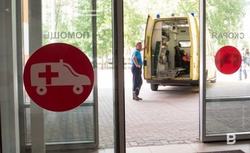 Врачи РКБ откачали 34-летнего футболиста с инфарктом после игры1