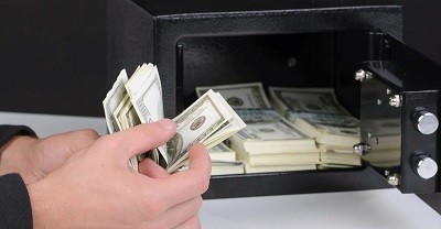 Имея сейф тоже можно спать спокойно