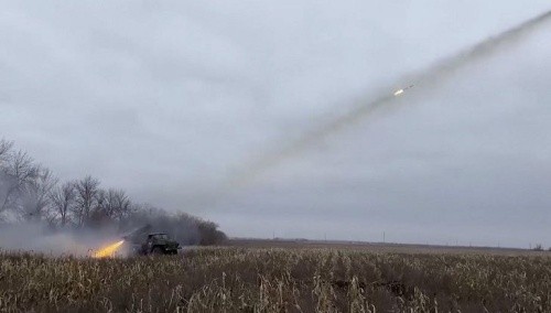 Массированный удар по Украине нарушил переброску резервов ВСУ – Минобороны РФ0