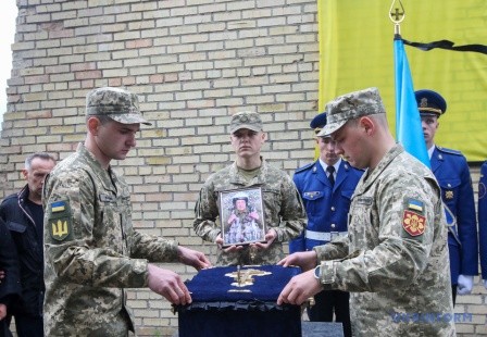 Командующий ВВС Украины Голубцов: лучшие пилоты гибнут, пока ВСУ ожидают истребители F-160