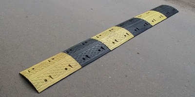 Резиновые лежачие полицейские