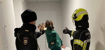 Неожиданный Эпизод в Москве: Обезьяна взяла своего хозяина в заложники