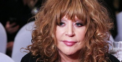 Алла Пугачева вернулась в Россию, оставив Максима Галкина за границей