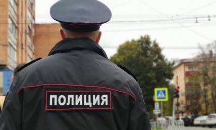 Мужчина в Курской области предлагал бомжам автокредиты за бутылку водки