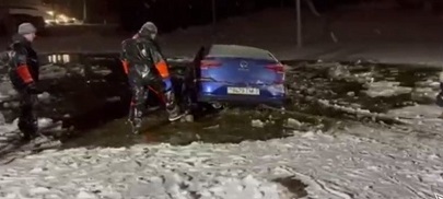 Навигатор привел водителя в Минском районе к водоему
