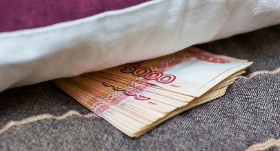 Женщины реже готовы делиться премией с партнером по сравнению с мужчинами