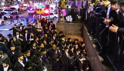 Власти Нью-Йорка пытались блокировать туннели под синагогой