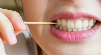 Стоматологи о вреде зубочисток