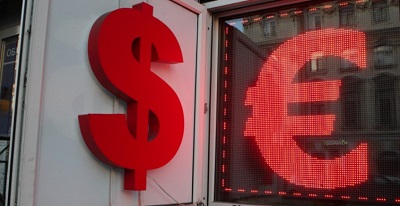 Курс евро превысил 99 рублей: Анализ и прогноз