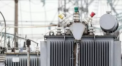 Зеленский предложил установить солнечную генерацию для компенсации потерь электроэнергии