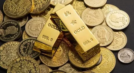 Цены на золото бьют рекорды: что толкает их вверх?