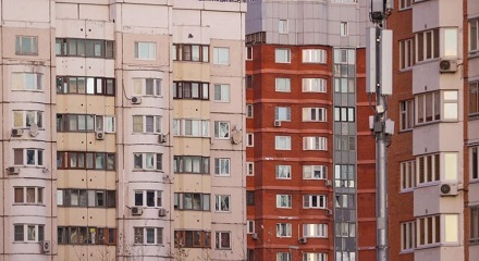 В России готовятся ограничить покупку жилья за наличные
