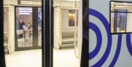 ЧП в московском метро: поезда на зелёной ветке ходят с увеличенными интервалами