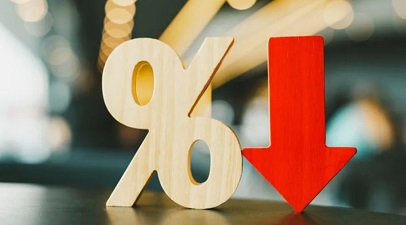ЦБ снизил ставку до 18%, но оставил рынок в «боковике»: чего ждать осенью?