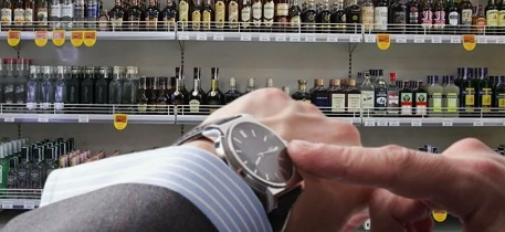 Возвращение в СССР? В России предложили продавать алкоголь только до 19:00