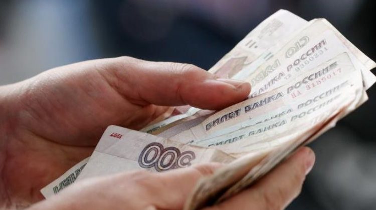Прибавка работающим пенсионерам: с августа пенсия вырастет максимум на 399 рублей