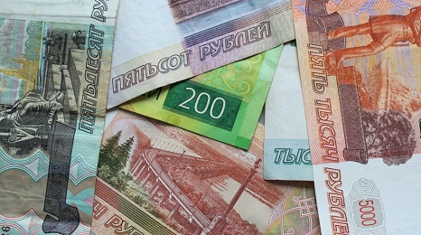 Росстат: Треть россиян получают зарплату от 100 тысяч рублей и выше