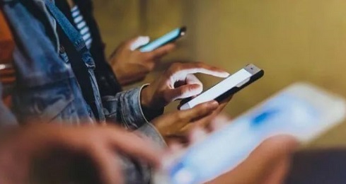 Во Владивостоке неделю нет мобильного интернета