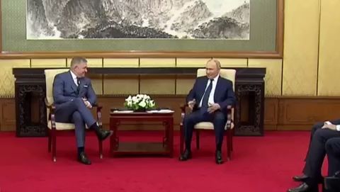 Путин пошутил о здоровье и сделал громкие заявления на встрече с премьером Словакии